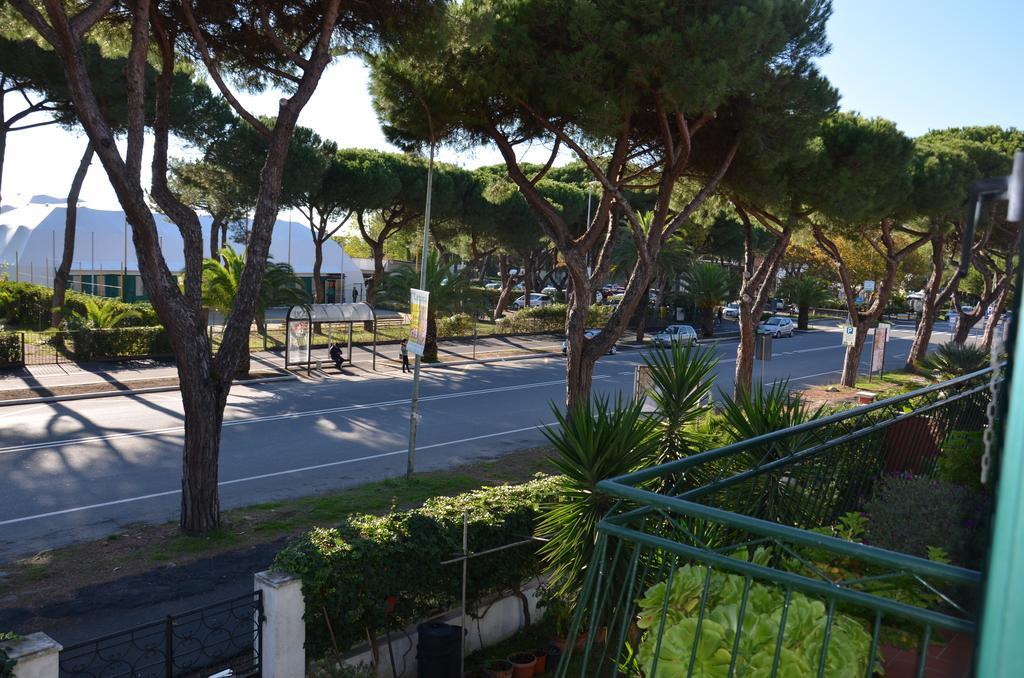Casa Lia Vila Marina Di Carrara Exterior foto